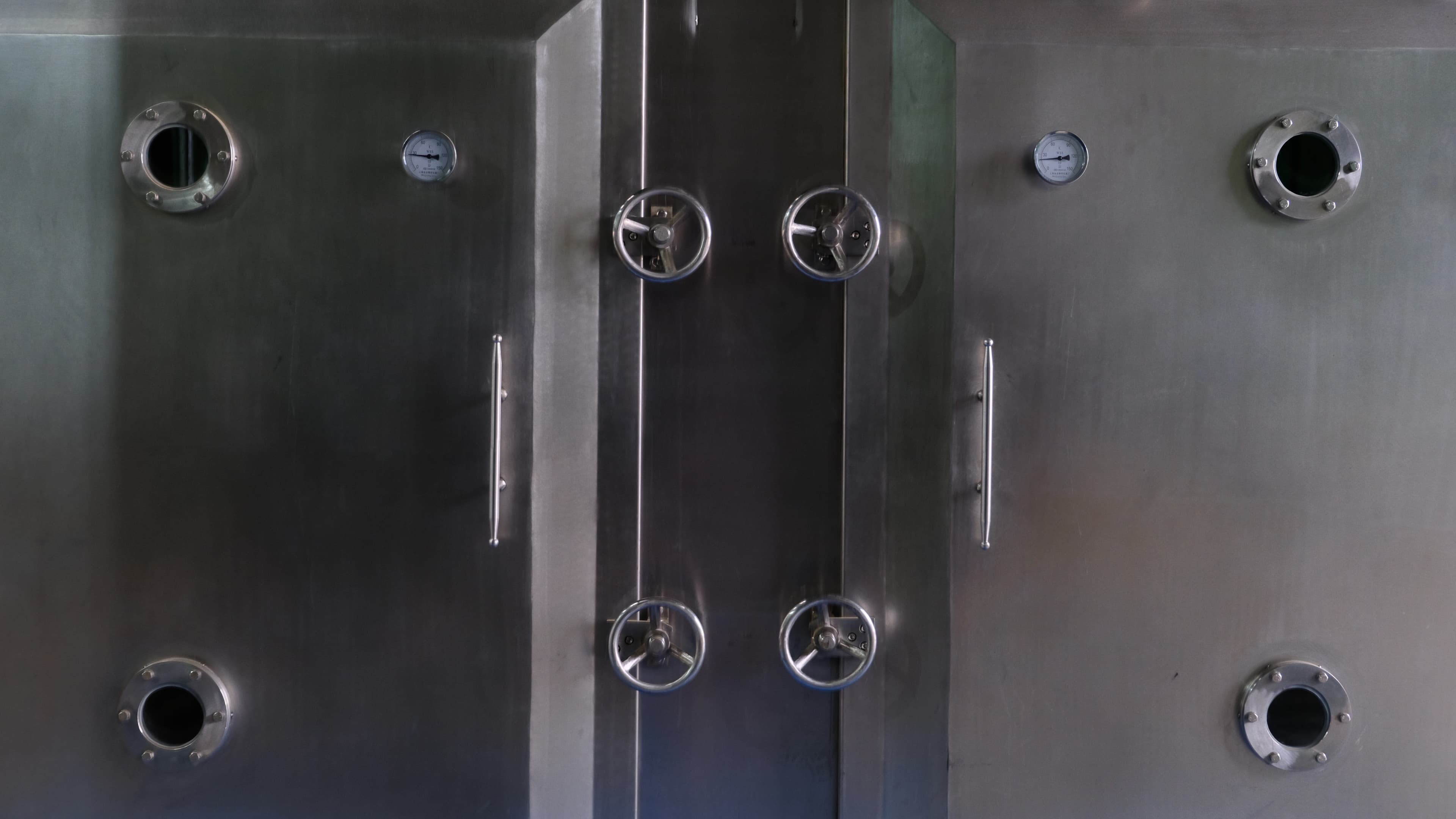 Advanced coffee drying machine at Finca El Paraíso